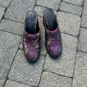 AEROSOLES Multicolor Snakeskin Mules